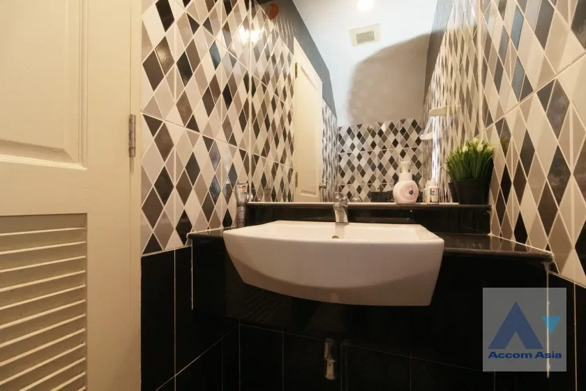 picture 🔼🔽 AccomA 📩  4 BR Townhouse @Leon Sukhumvit 62 (AA42527) - 10/20