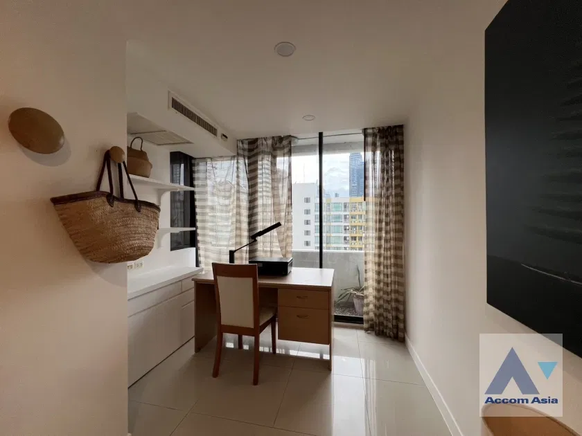 รูป 🔼🔽 AccomA 📩 Bright and spacious condo with classic finishes at Sukhumvit Casa (AA39649) - รูปที่ 12/14