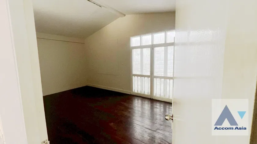 picture 🔼🔽 AccomA 📩 Home Office and House for Rent in Sathorn, Near BTS Chong Nonsi & BRT Arkhan Songkhro (AA43469) - 11/16