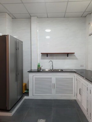 รูป [ให้เช่า] ทาวน์เฮ้าส์ 3 ชั้น ถนนบรมราชชนนี / 4 ห้องนอน 3 ห้องน้ำ / 26 ตรว. 200 ตรม. **40,000** ทาวน์เฮ้าส์ 3 ชั้นใจกลางปิ่นเกล้า ใกล้เซนทรัลปิ่นเกล้า - รูปที่ 9/15