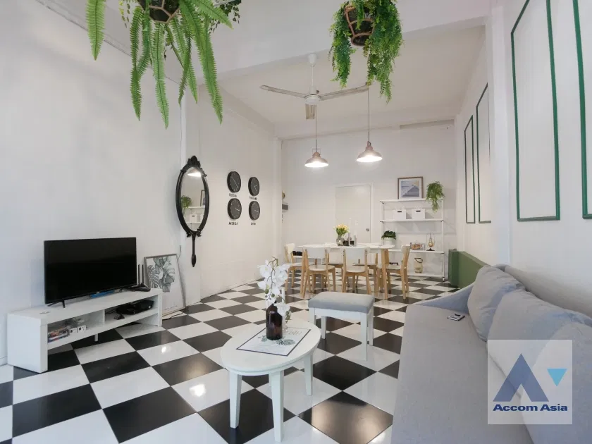 picture 🔼🔽 AccomA 📩  2 BR Townhouse in Phra Khanong Nuea (AA34151) - 2/12