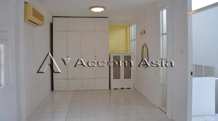 รูป 🔼🔽 AccomA 📩 Home Office 5 BR Townhouse in Khlong Ton Nuea (13000795) - รูปที่ 11/16