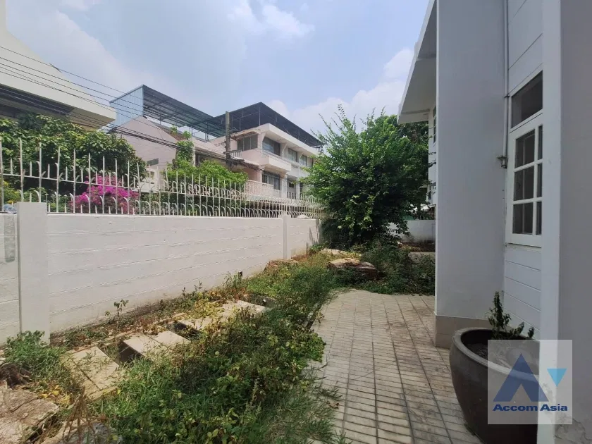 picture 🔼🔽 AccomA 📩 2-Storey Detached House for Rent and Sale | Perfect for Renovation in Sathorn (AA17365) - 17/17