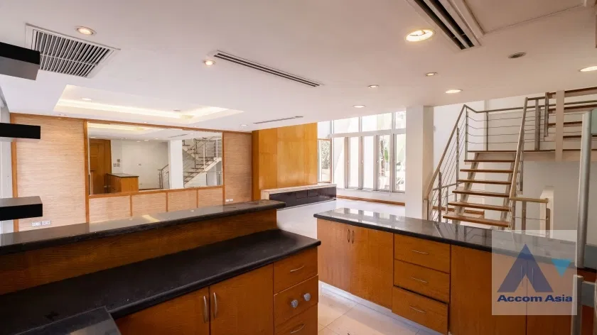 picture 🔼🔽 AccomA 📩 Mint Modern Loft Townhouse in New Exclusive Compound, Rama 3 (11004503) - 5/20