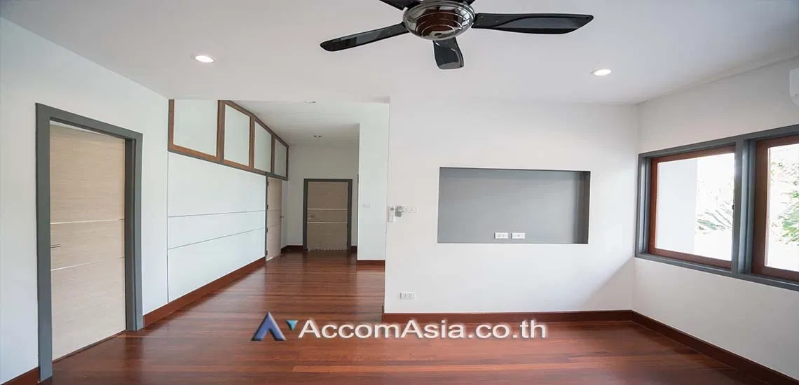 รูป 🔼🔽 AccomA 📩  Spacious Family Home with Pool and Lawn (10003201) - รูปที่ 6/20