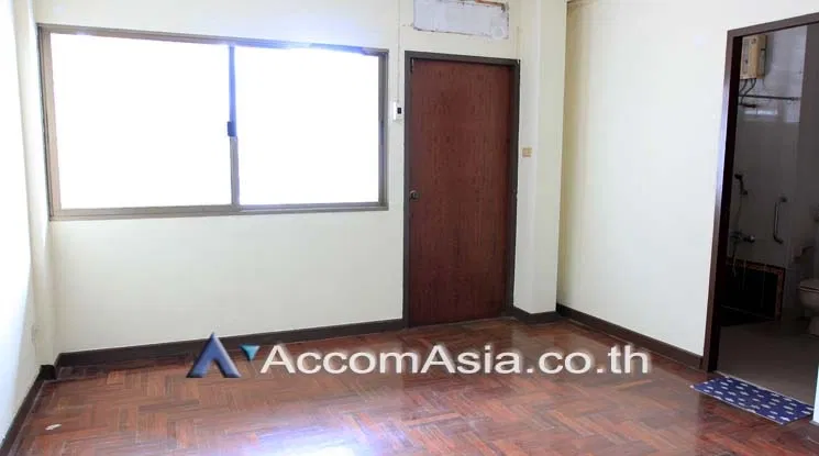 picture 🔼🔽 AccomA 📩 Home Office 3 BR Townhouse in Khlong Toei (AA17938) - 3/16
