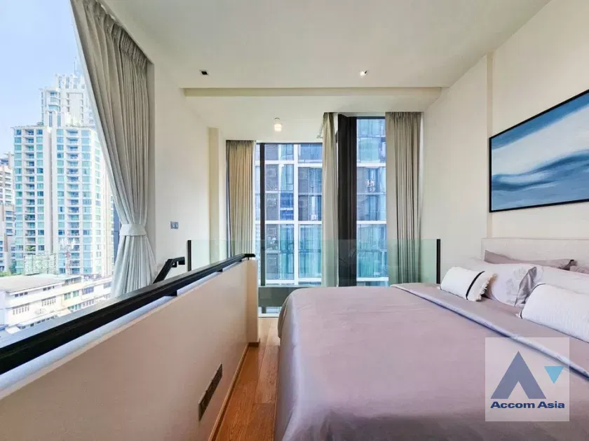รูป 🔼🔽 AccomA 📩 Duplex Condo,Fully Furnished 1 BR Condominium @28 Chidlom (AA40099) - รูปที่ 13/19