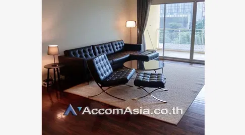 🔼🔽 AccomA 📩 Silver Heritage Condominium