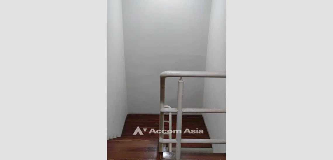 picture 🔼🔽 AccomA 📩 Condominium with generous layout and rare outdoor space in Asoke (AA32070) - 11/13