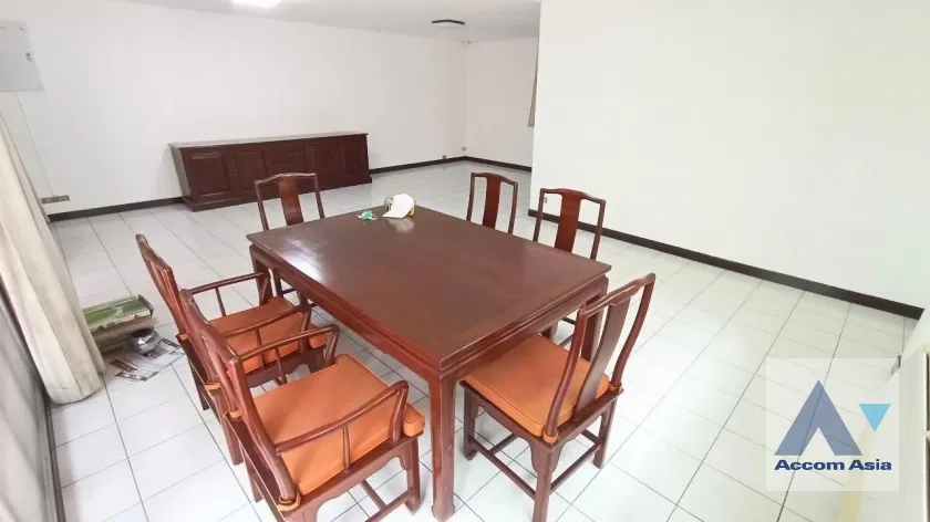 picture 🔼🔽 AccomA 📩  3 BR House in Khlong Toei Nuea (4004001) - 6/20