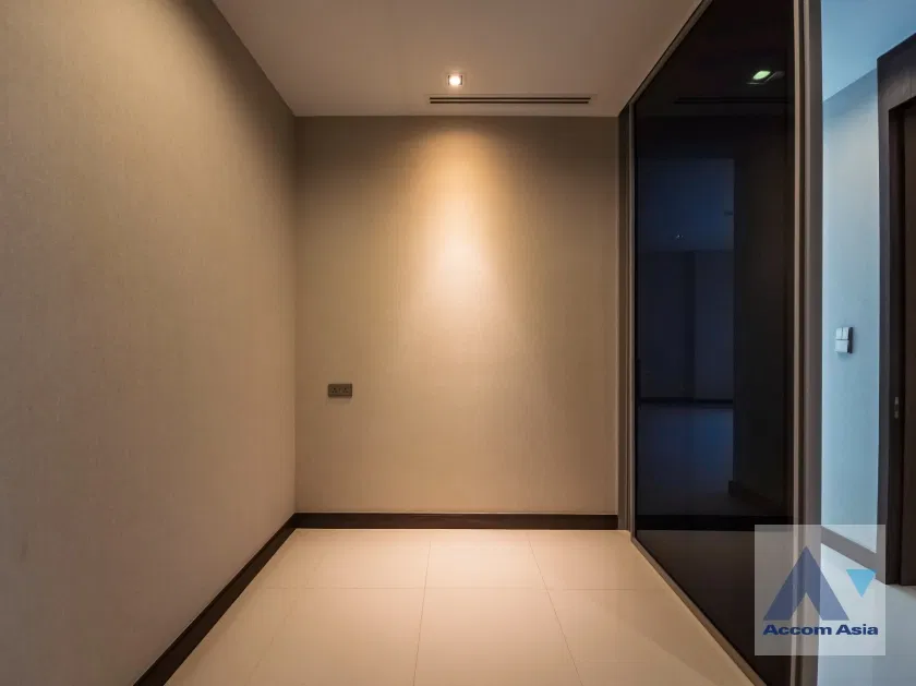 picture 🔼🔽 AccomA 📩 Modern condominium with City Views and Open Layout in Sukhumvit (AA42976) - 18/20