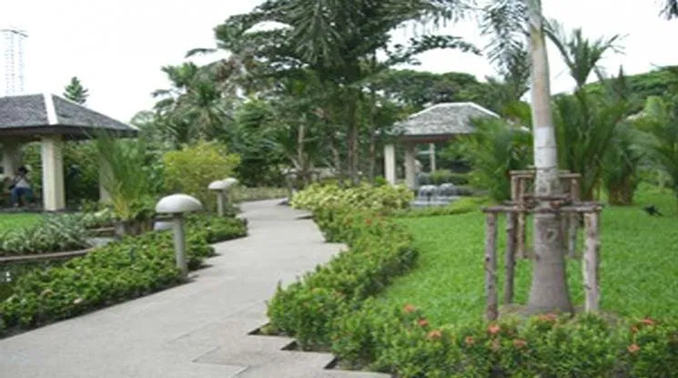 picture 🔼🔽 AccomA 📩  3 BR Condominium @Somkid Gardens (20480) - 7/9