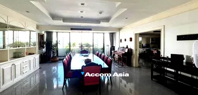 Condos for sale BTS Ekkamai : 🔼🔽 AccomA 📩 Pet friendly,Penthouse,Duplex Condo,Super Luxury 4 BR Condominium @Oriental Tower (13001283)
