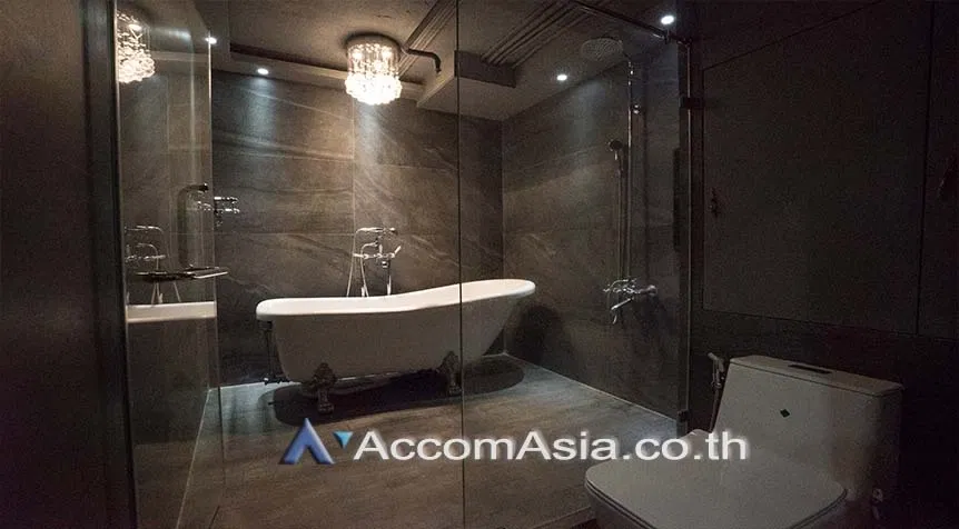 picture 🔼🔽 AccomA 📩 Double High Ceiling 3 BR Condominium @The Emporio Place (AA27803) - 9/12