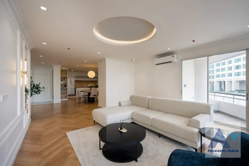 รูป 🔼🔽 AccomA 📩 Fully Renovated Condo with Luxe Finishes at Moon Tower (AA42789) - รูปที่ 2/20