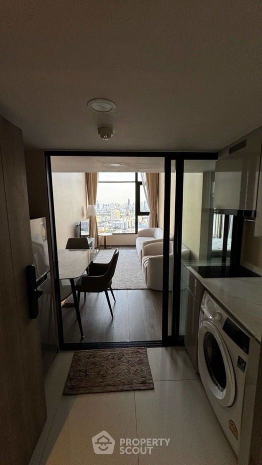 picture 2-BR Condo at SOHO Bangkok Ratchada near MRT Huai Khwang (ID 2284453) - 3/25