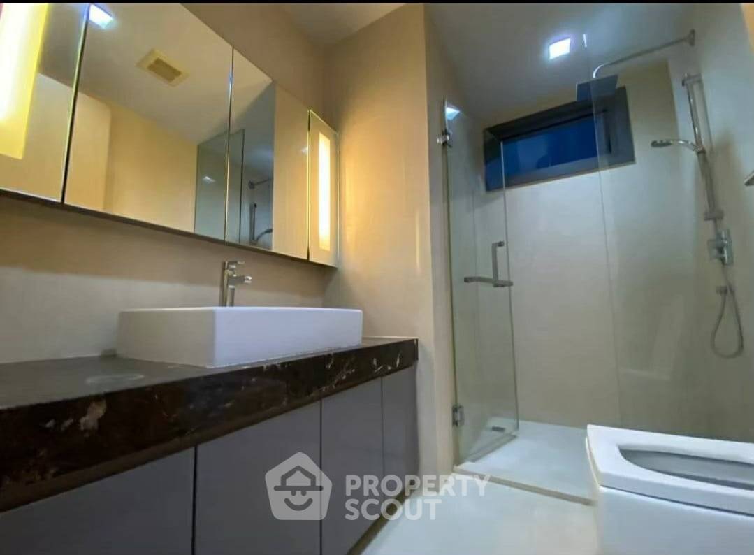 picture 2-BR Condo at Hyde Sukhumvit 13 Condominium near BTS Nana (ID 730268) - 3/36