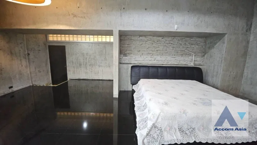 picture 🔼🔽 AccomA 📩 Loft-Style House for Rent in Ploenchit, Bangkok - Near BTS Ploenchit (AA43397) - 15/19