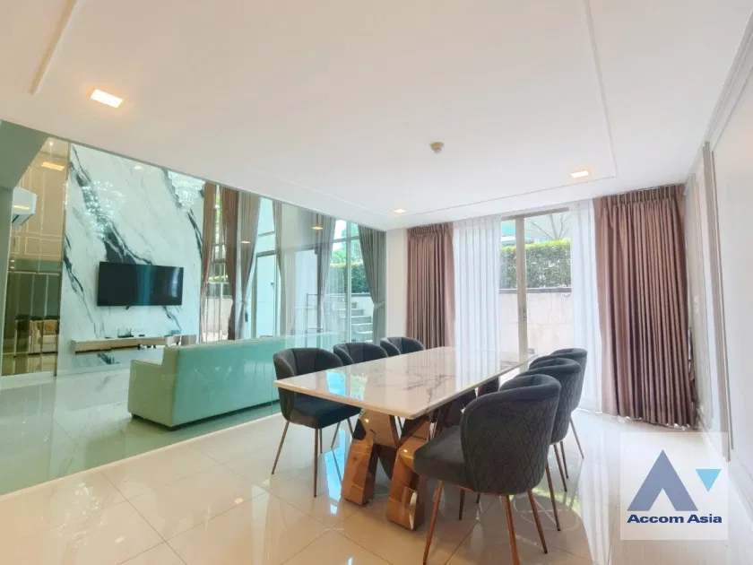 picture 🔼🔽 AccomA 📩 Pet friendly,Duplex Condo,Ground Floor 3 BR Condominium @Ficus Lane (AA30772) - 8/20