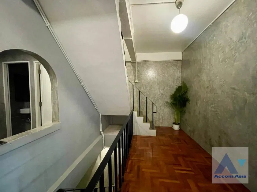 รูป 🔼🔽 AccomA 📩 Home Office,Pet friendly 3 BR Townhouse in Chong Nonsi (AA27831) - รูปที่ 18/20