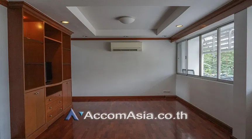 picture 🔼🔽 AccomA 📩 Home Office 4 BR Townhouse in Si Lom (AA26843) - 18/18