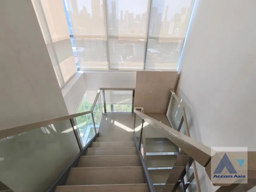 picture 🔼🔽 AccomA 📩 Double High Ceiling,Duplex Condo,Huge Terrace,Penthouse 2 BR Condominium @The Room Sukhumvit 21 (13001569) - 12/20