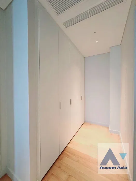 picture 🔼🔽 AccomA 📩 Huge Terrace,Penthouse 4 BR Condominium @Sindhorn Residence (AA43838) - 17/20