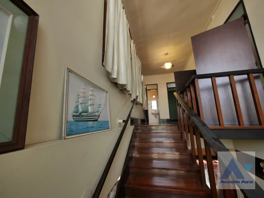 picture 🔼🔽 AccomA 📩 Home Office 2 BR House in Phaya Thai (AA41398) - 12/18