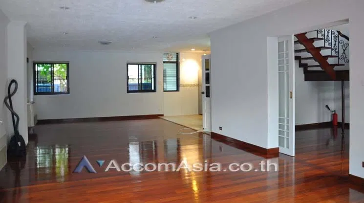 รูป 🔼🔽 AccomA 📩 Private Swimming Pool 4 BR House in Khlong Ton Nuea (100069) - รูปที่ 6/15