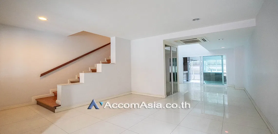 picture 🔼🔽 AccomA 📩 Pet friendly,Home Office 3 BR Townhouse @In Home Luxury Residence (13000707) - 1/11