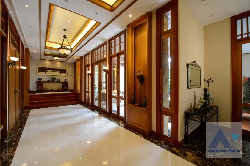 รูป 🔼🔽 AccomA 📩 Pet friendly,Private Swimming Pool,Garden 5 BR House in Khlong Toei Nuea (AA36319) - รูปที่ 5/11