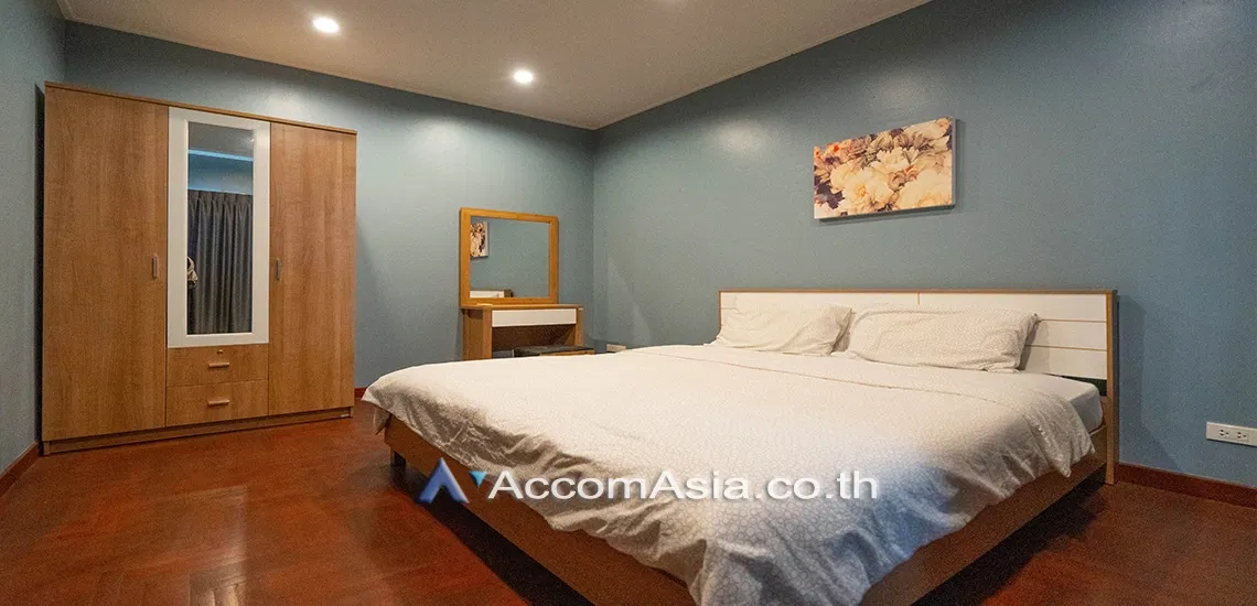 picture 🔼🔽 AccomA 📩 Pet friendly 5 BR House @Ekkamai Villas (AA17168) - 12/17