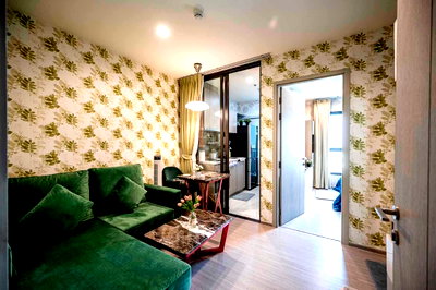 Condos for sale : For Sale: Life Sukhumvit 62 by AP