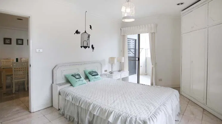 รูป 🔼🔽 AccomA 📩 Pet friendly 3 BR Condominium @Fifty Fifth Tower (29309) - รูปที่ 10/12