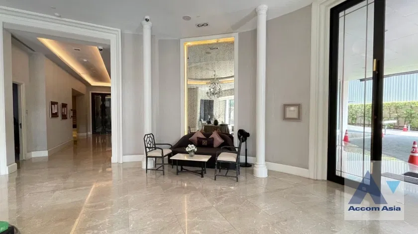 picture 🔼🔽 AccomA 📩  2 BR Condominium @The Diplomat Sathorn (AA36491) - 16/17