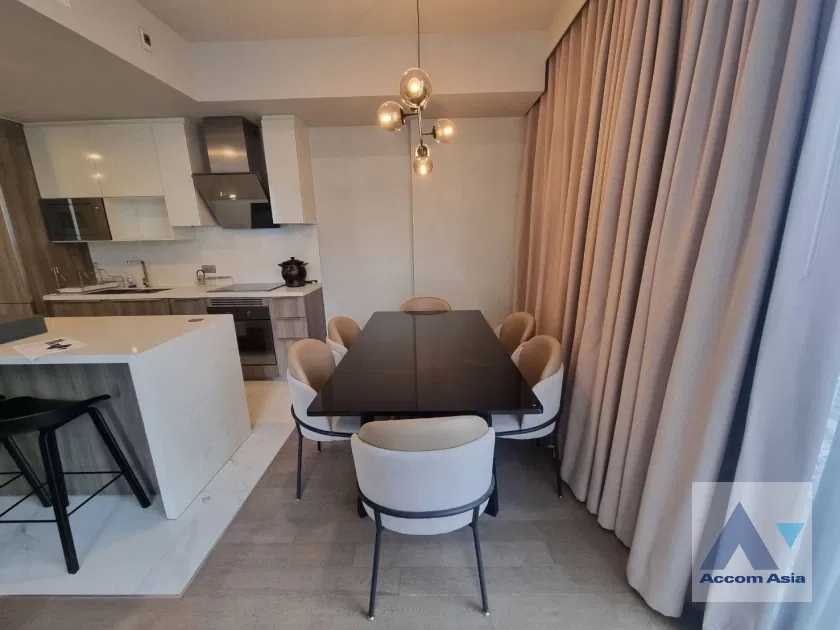 picture 🔼🔽 AccomA 📩 Refined condo with sleek design and warm lighting (AA41789) - 2/19
