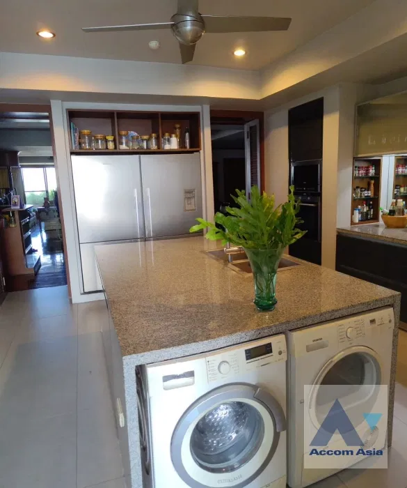 รูป 🔼🔽 AccomA 📩 Special price! Lush garden-view condo with spacious balcony and natural warmth (AA41062) - รูปที่ 5/11