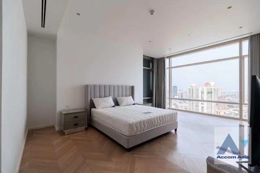 รูป 🔼🔽 AccomA 📩 Contemporary house with spacious open-plan and glass panels at Four Seasons Private Residences Condominium (AA31713) - รูปที่ 9/20