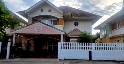 Houses for sale Central Plaza Westgate : Single house for sale, Kanchanaphisek Road, Baan Ratcha 2, Bang Yai, 250 sq m, 69 sq wa, owner takes good care of it, near MRT M81