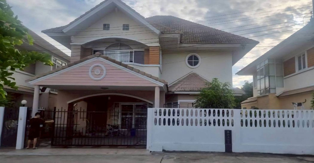รูป ขาย บ้านเดี่ยว ใกล้ถนนใหญ่ ถ.กาญจนาภิเษก บ้านรัชชา 2 บางใหญ่ 250 ตรม 69 ตรว เจ้าของดูแลอย่างดี ใกล้ MRT M81 - รูปที่ 1/10