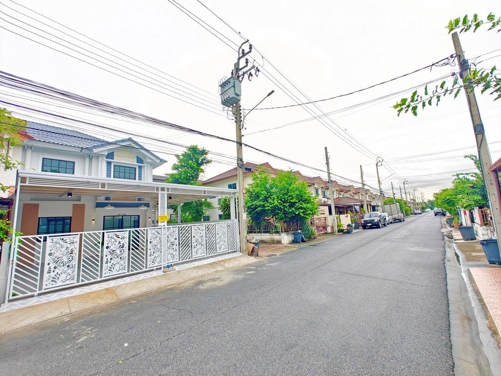picture Pruksa 12A – Saimai Opposite Soi Saimai 64 - 3/21