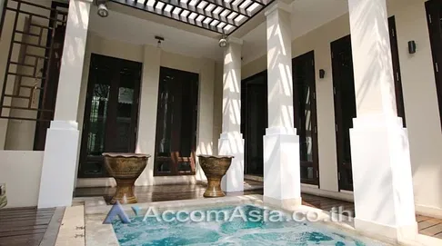 🔼🔽 AccomA 📩  4 BR House in Khwaeng Sam Sen Nai (97289)
