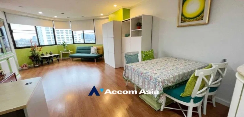 picture 🔼🔽 AccomA 📩 Lake Avenue Condominium - 3/15