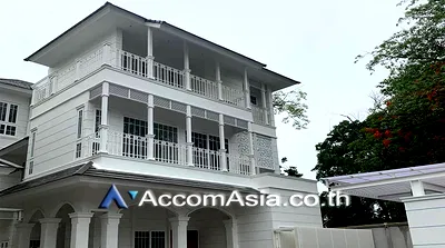 เช่าบ้านเดี่ยว พร้อมพงษ์ : 🔼🔽 AccomA 📩  4 BR House in Klong Tan (AA30049)