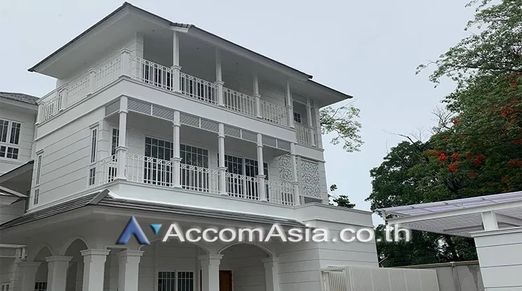 picture 🔼🔽 AccomA 📩  4 BR House in Klong Tan (AA30049) - 1/17