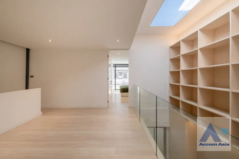 picture 🔼🔽 AccomA 📩  2 BR Townhouse in Phra Khanong Nuea (AA40104) - 10/13