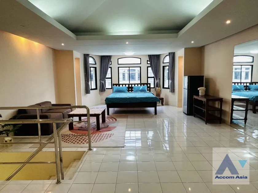 picture 🔼🔽 AccomA 📩 Pet friendly,Home Office 3 BR Townhouse @Chicha Castle (1818447) - 5/14
