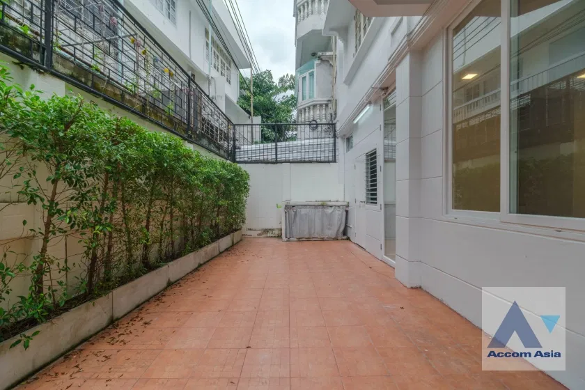 picture 🔼🔽 AccomA 📩 Pet friendly 4 BR Townhouse @House in garden compound with pool (AA31712) - 11/20