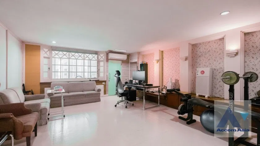picture 🔼🔽 AccomA 📩 Panoramic duplex condominium with skyline views at Premier Condominium (AA37526) - 13/20