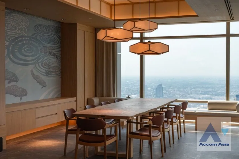 picture 🔼🔽 AccomA 📩  4 BR Condominium @Four Seasons Private Residences (AA41227) - 2/4